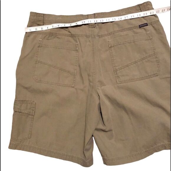 Columbia omni shield cargo flat front shorts - Picture 8 of 8